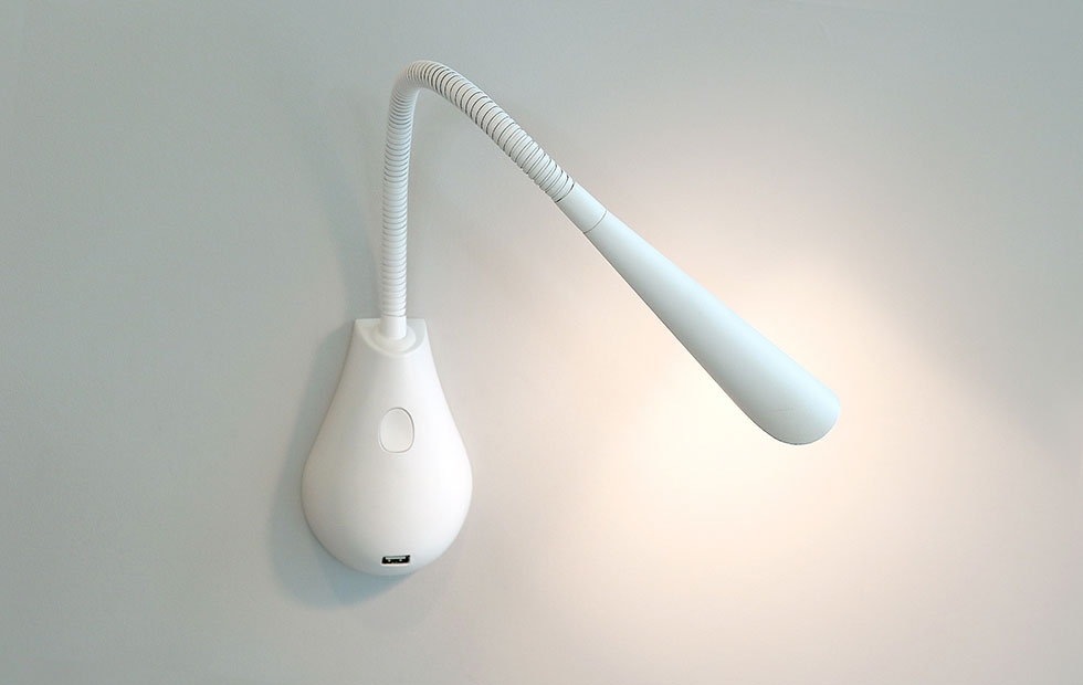 white cobra bedside light with usb charging point